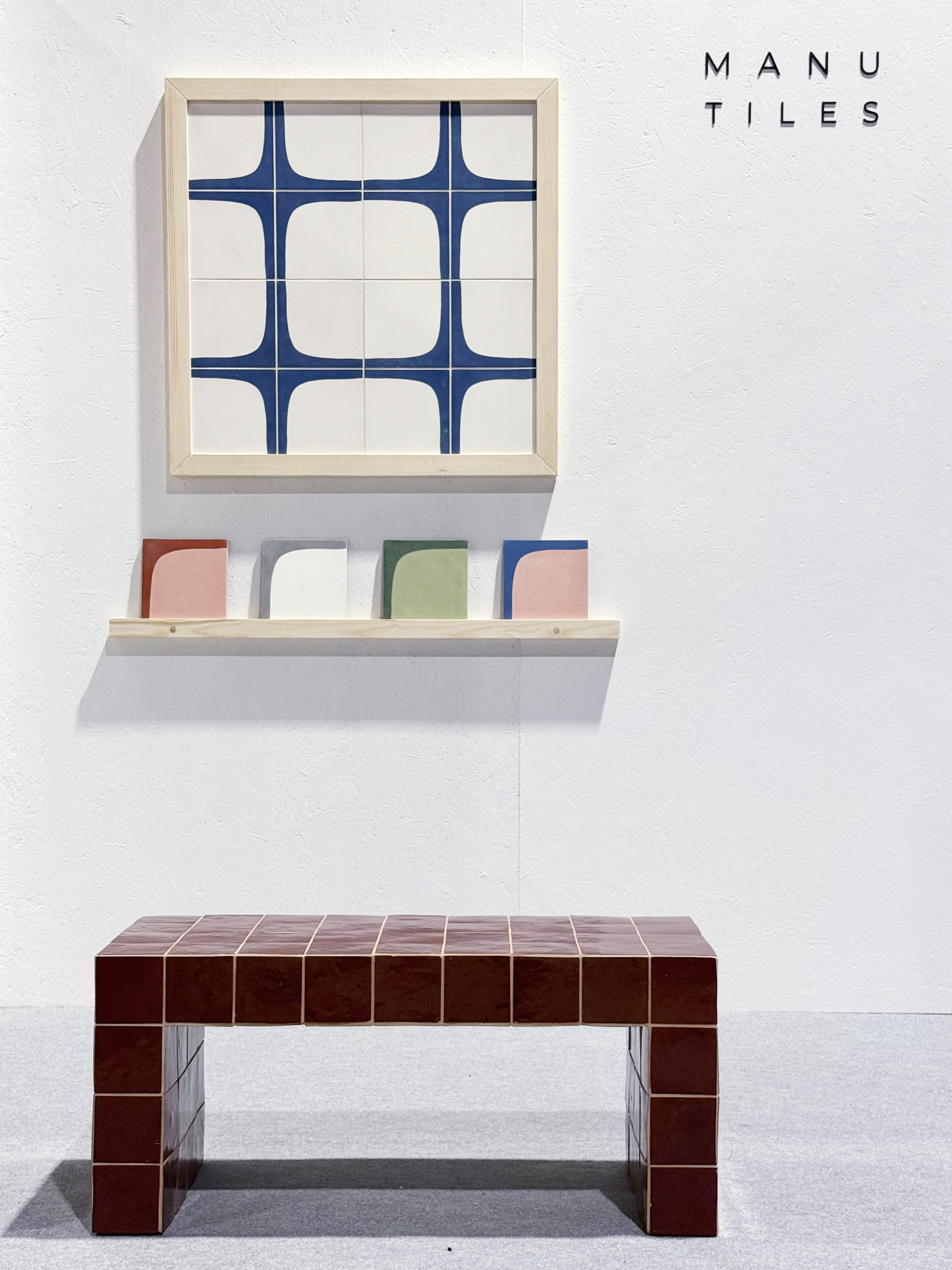 Manu Tiles Stand image